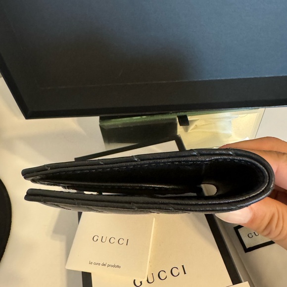 Gucci Marmont GG Chevron Black Leather Passport Holder Wallet - Picture 5 of 8